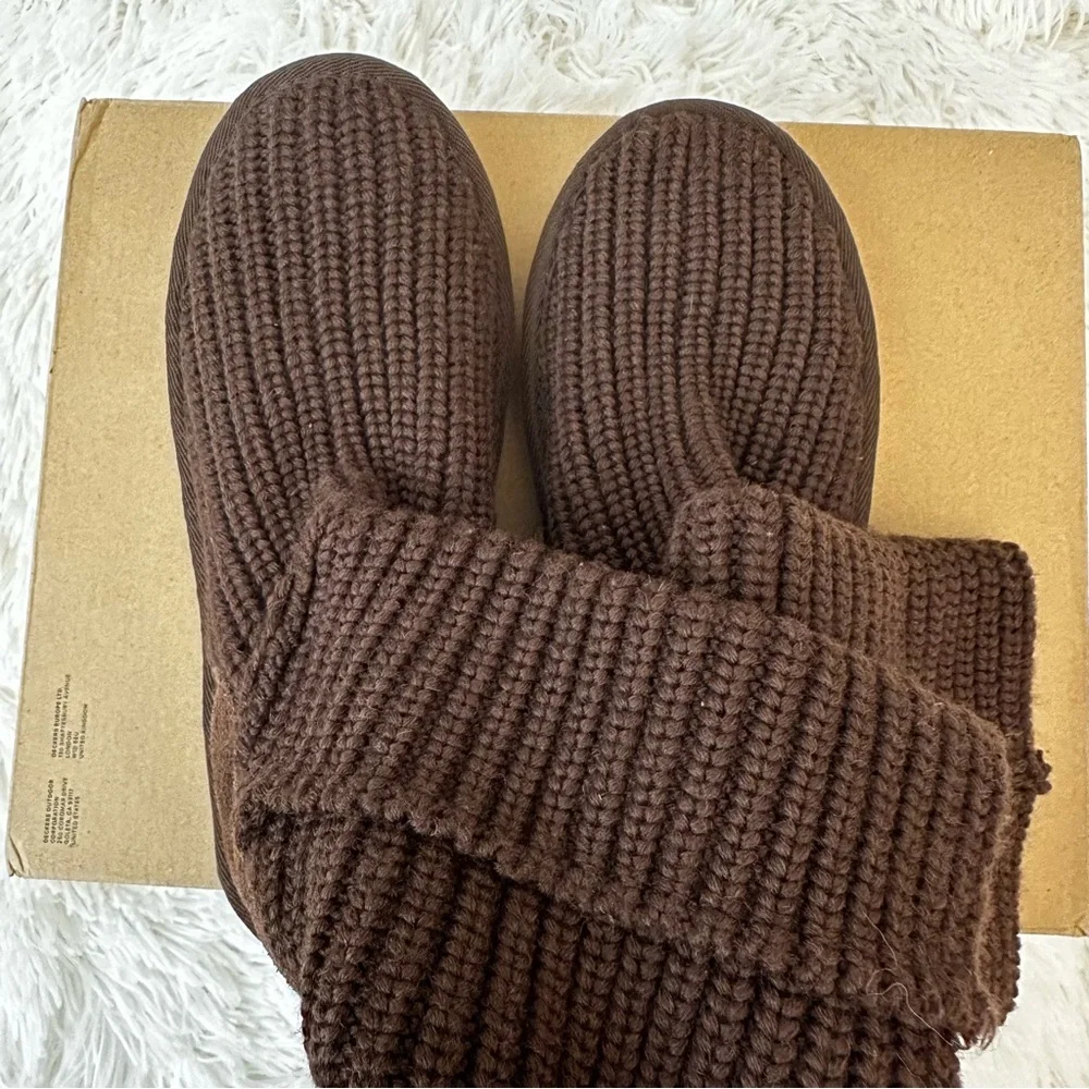 UGG classic cardy